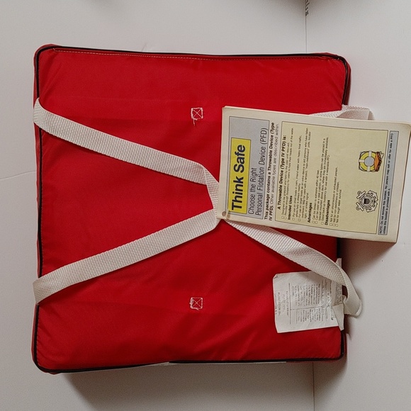 NWTs PFD Personal Flotation Device Type IV PFD - Picture 4 of 17